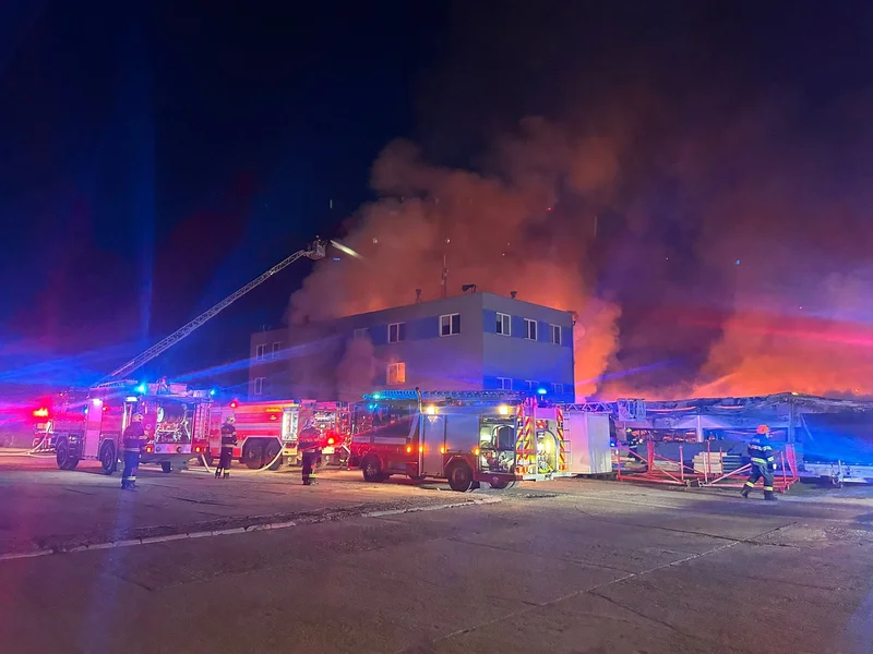 Stáli za požárem v Pardubicích teroristé?