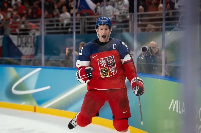 Češi jsou ve čtvrtfinále! Po divoké druhé třetině porazili Dánsko 3:2