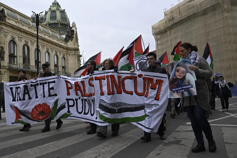 Dnešní propalestinská akce v Praze.