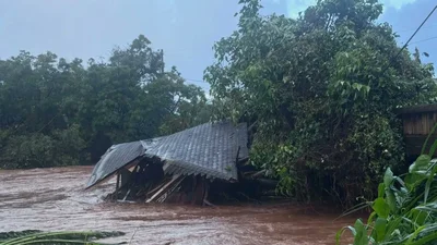 Havaj bojuje s nejhoršími povodněmi za posledních 20 let.