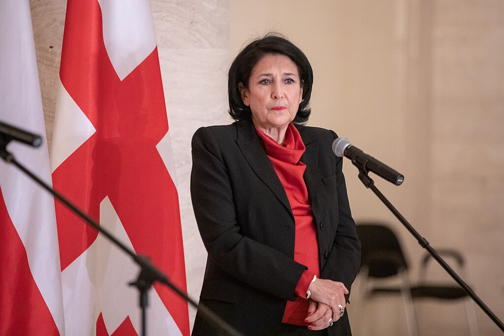 Gruzínská prezidentka Salome Zurabišvili zákon o zahraničním vlivu odmítla.