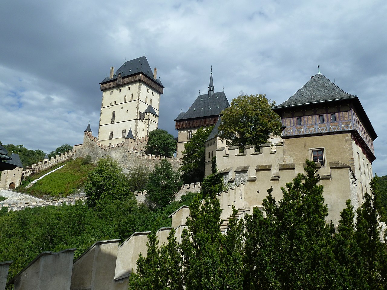 Na Karlštejně od letoška podražili všechny okruhy i speciální akce.