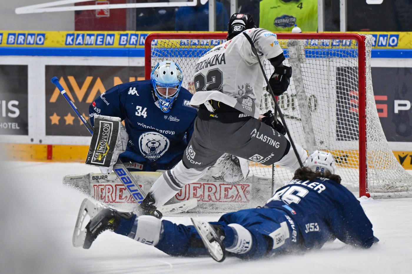 Ondřej Procházka rozhodl zápas s Kometou.