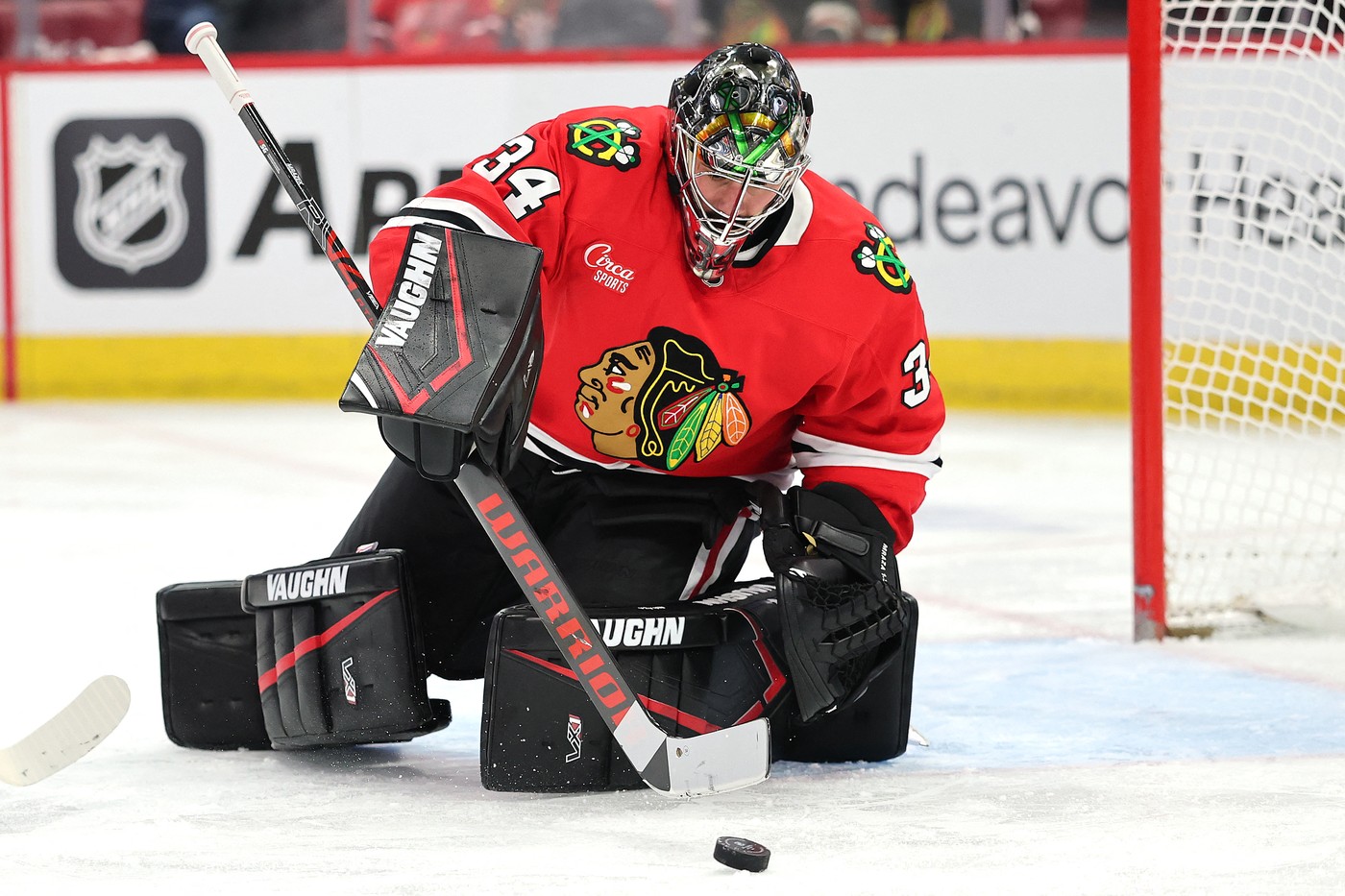 Petr Mrázek v utkání proti Coloradu