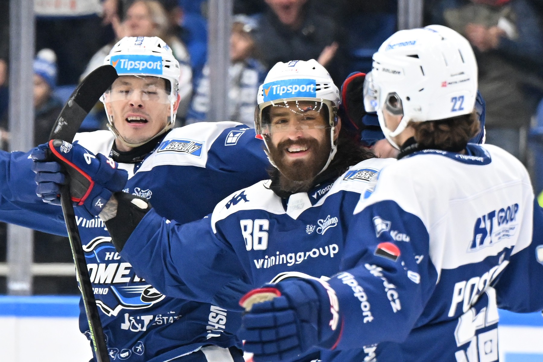 Peter Mueller (Kometa Brno) slaví gól.