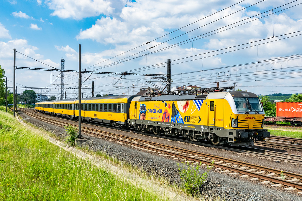 Vlaky do Ostravy se znovu rozjedou dnes odpoledne.