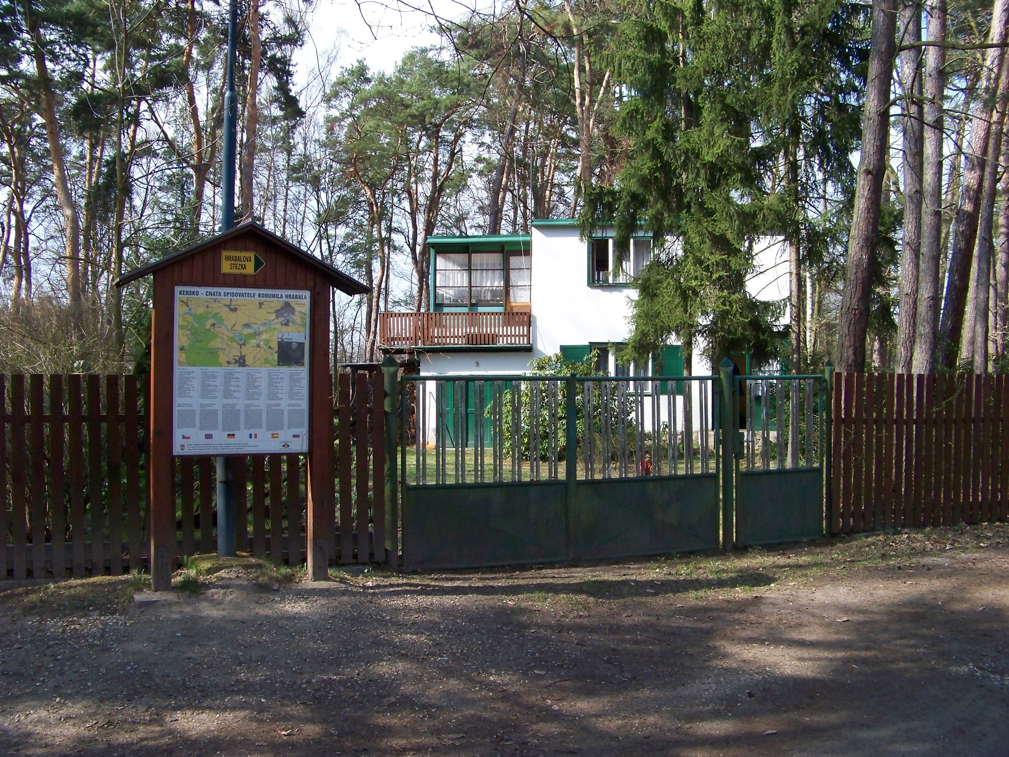 Hrabalova chata v Kersku