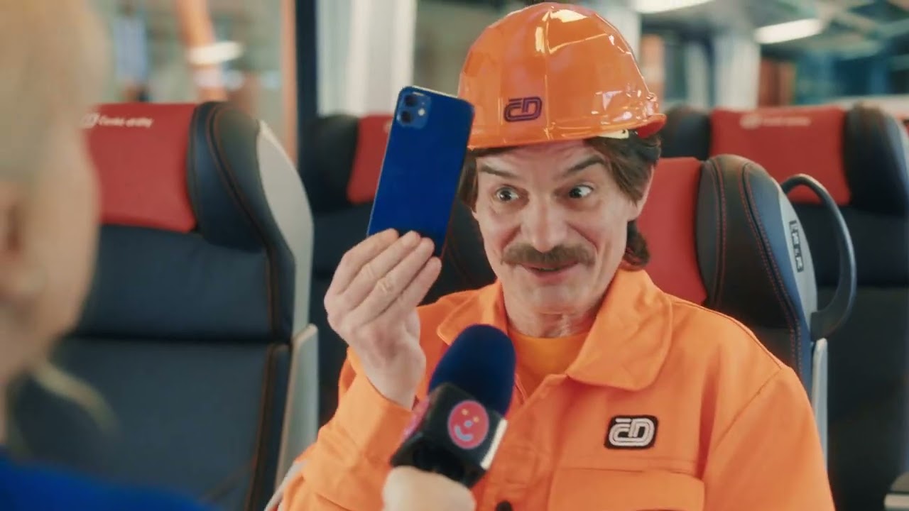 Ivan Trojan v reklamním spotu Českých drah.