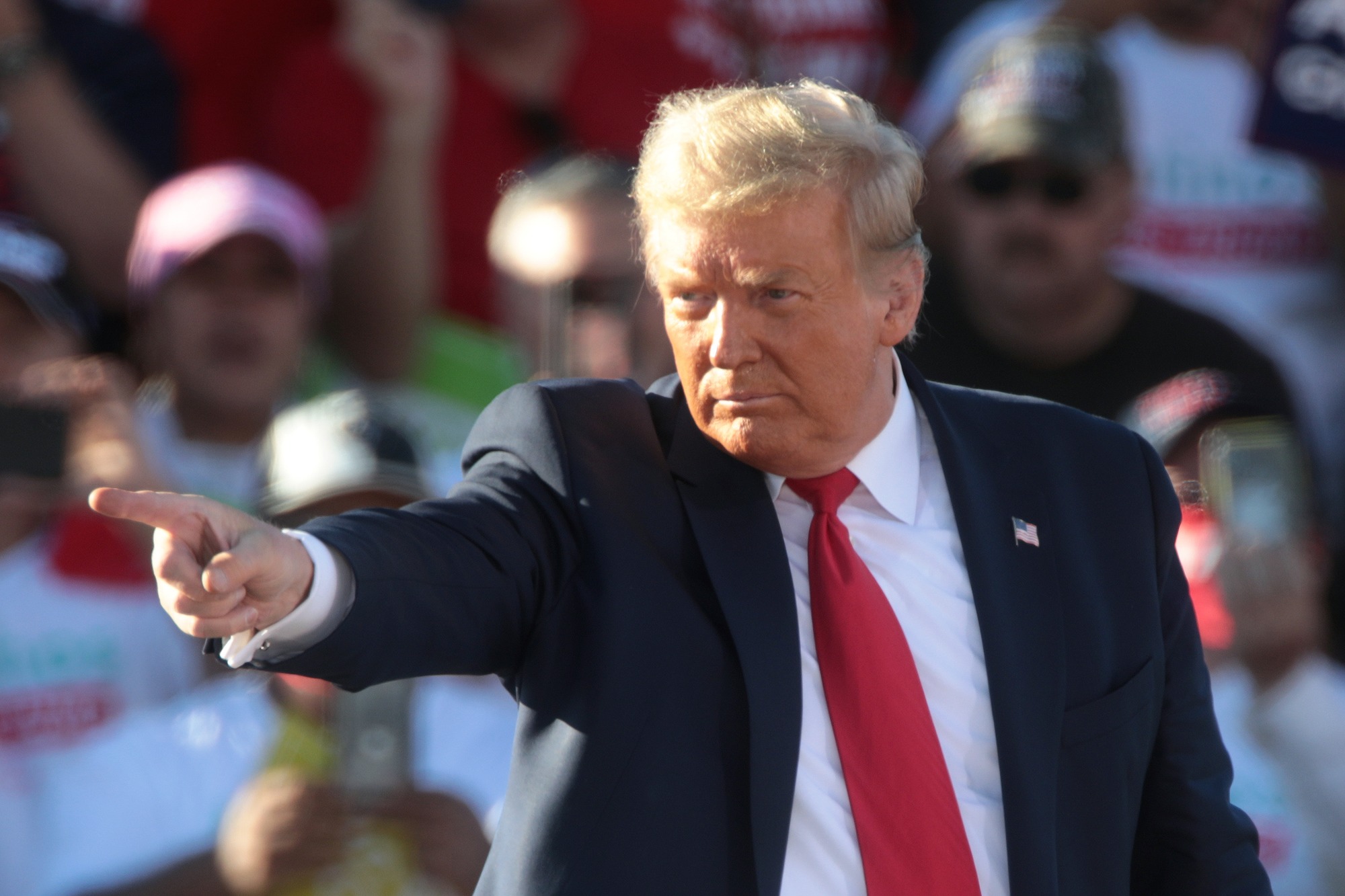 Donald Trump obviňuje britské labouristy z vměšování do prezidentských voleb.