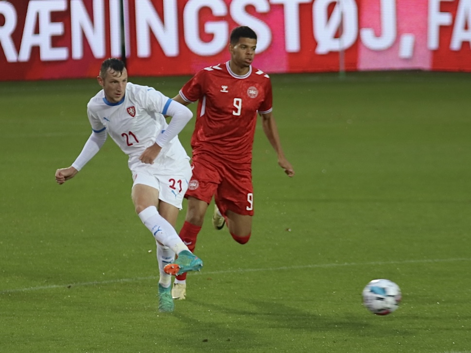 Čeští fotbalisté do 21 let nestačili na Dány.