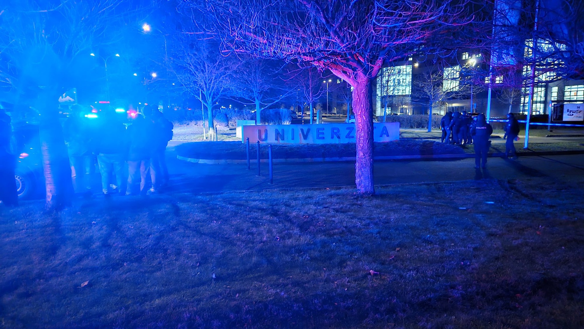 Manévry na Západočeské univerzitě v Plzni.