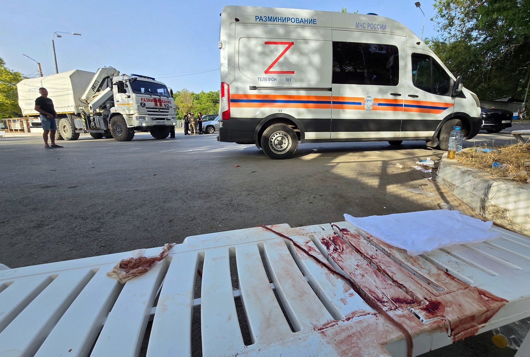 Ukrajinské jednotky zaútočily americkou municí na pláž v Sevastopolu.