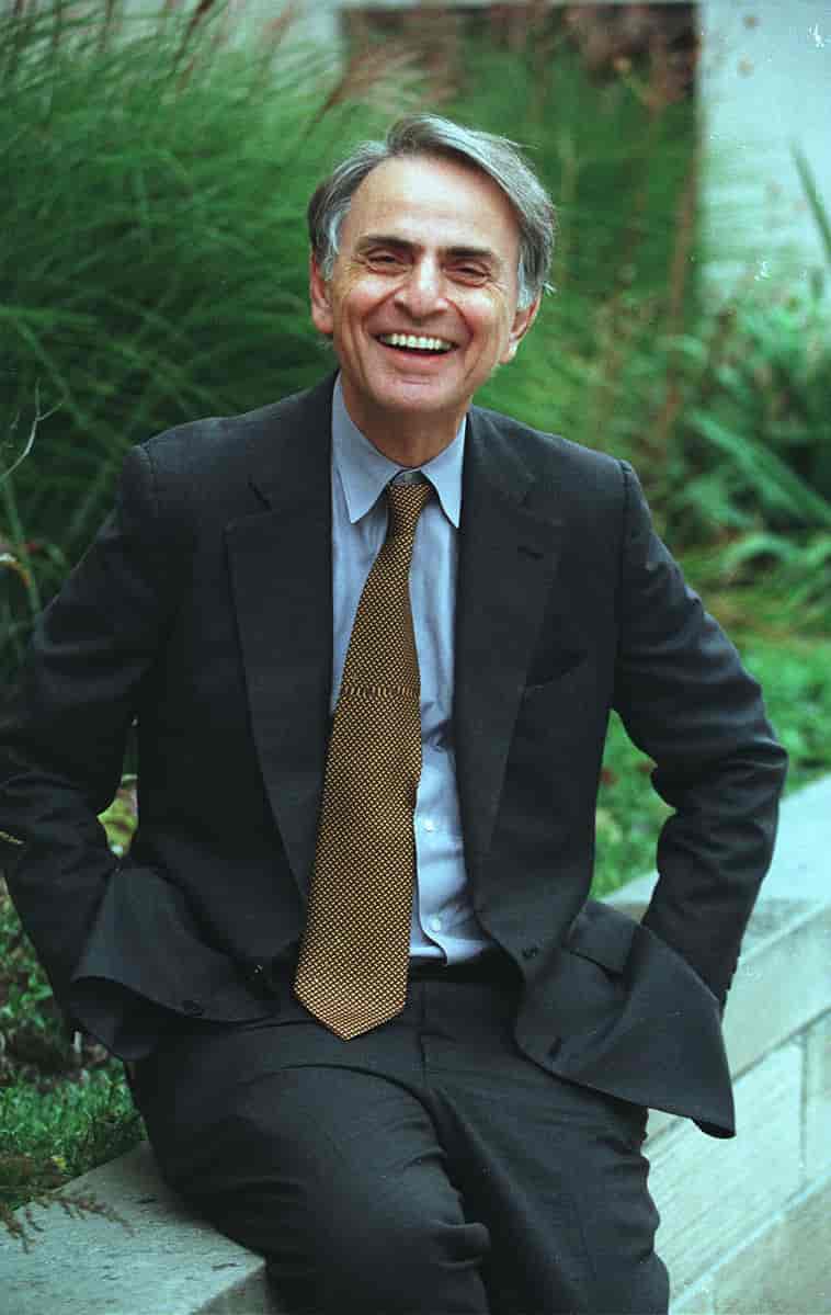 Carl Edward Sagan.